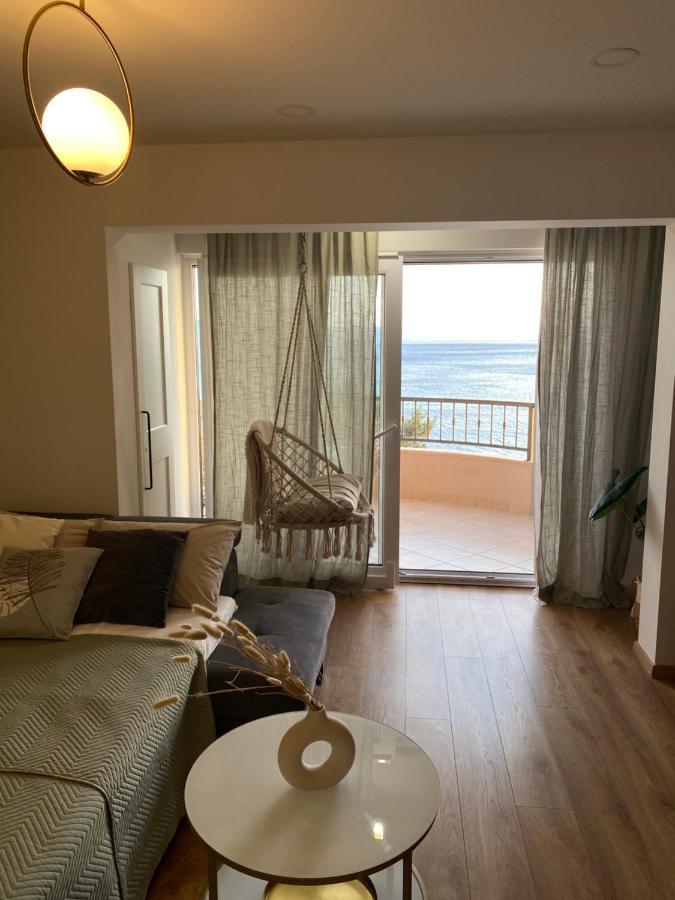Apartments Niko, Near Beach, Free Parking, Wi-Fi Tučepi المظهر الخارجي الصورة